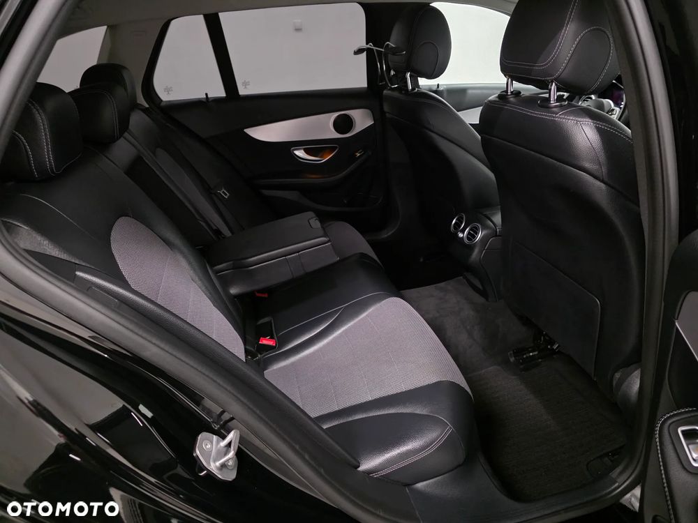 Mercedes-Benz Klasa C 220 d T 9G-TRONIC - 19