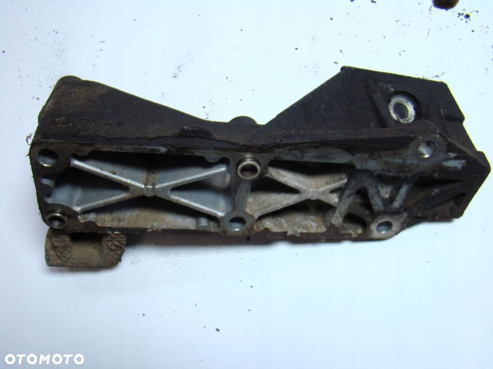 łapa silnika mitsubishi canter fuso 3.0 504334771 - 4