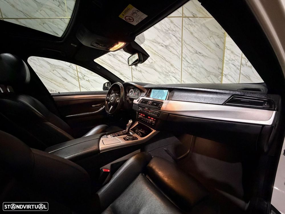 BMW 525 d Pack M Auto - 31