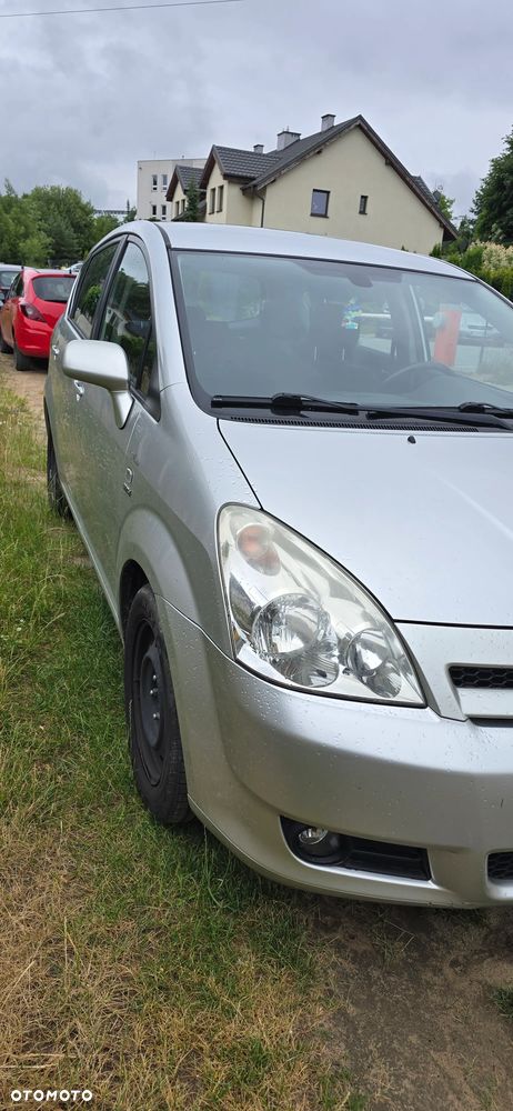 Toyota Corolla Verso - 7