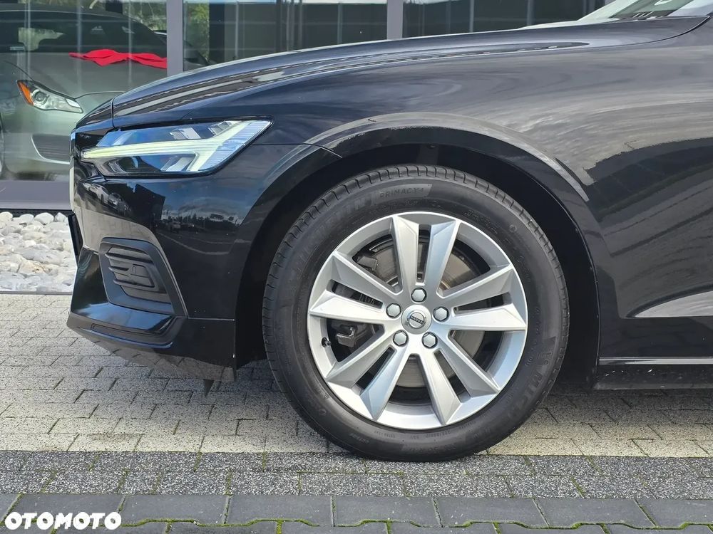 Volvo V60 B3 B Momentum Core - 14