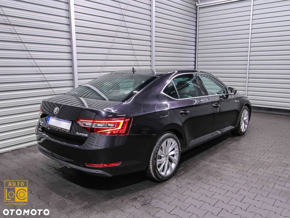 Skoda Superb 2.0 TDI Style DSG - 8