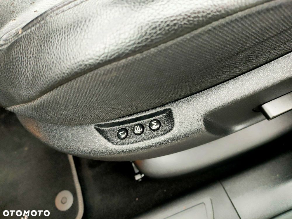 Citroën C4 Grand Picasso e-HDi 115 Exclusive - 33