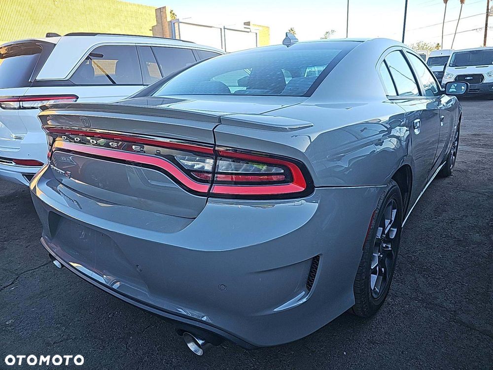 Dodge Charger - 3