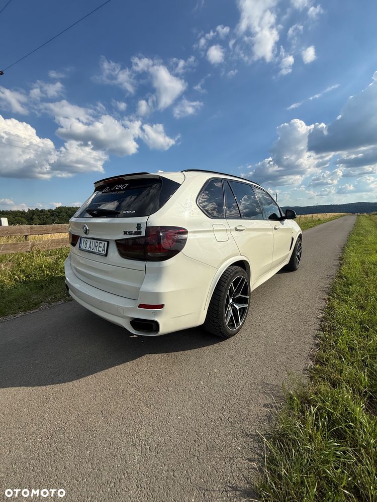 BMW X5 xDrive50i - 8