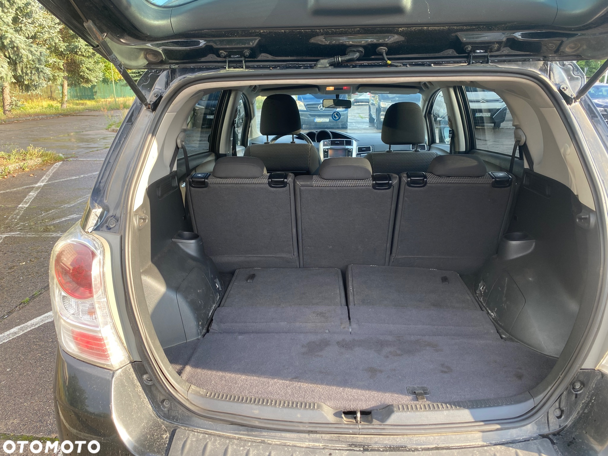 Toyota Verso 1.6 D-4D Active 7os - 11