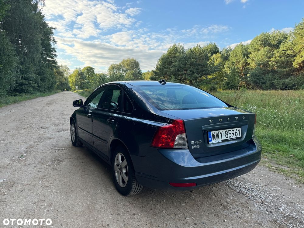 Volvo S40 1.6 - 7