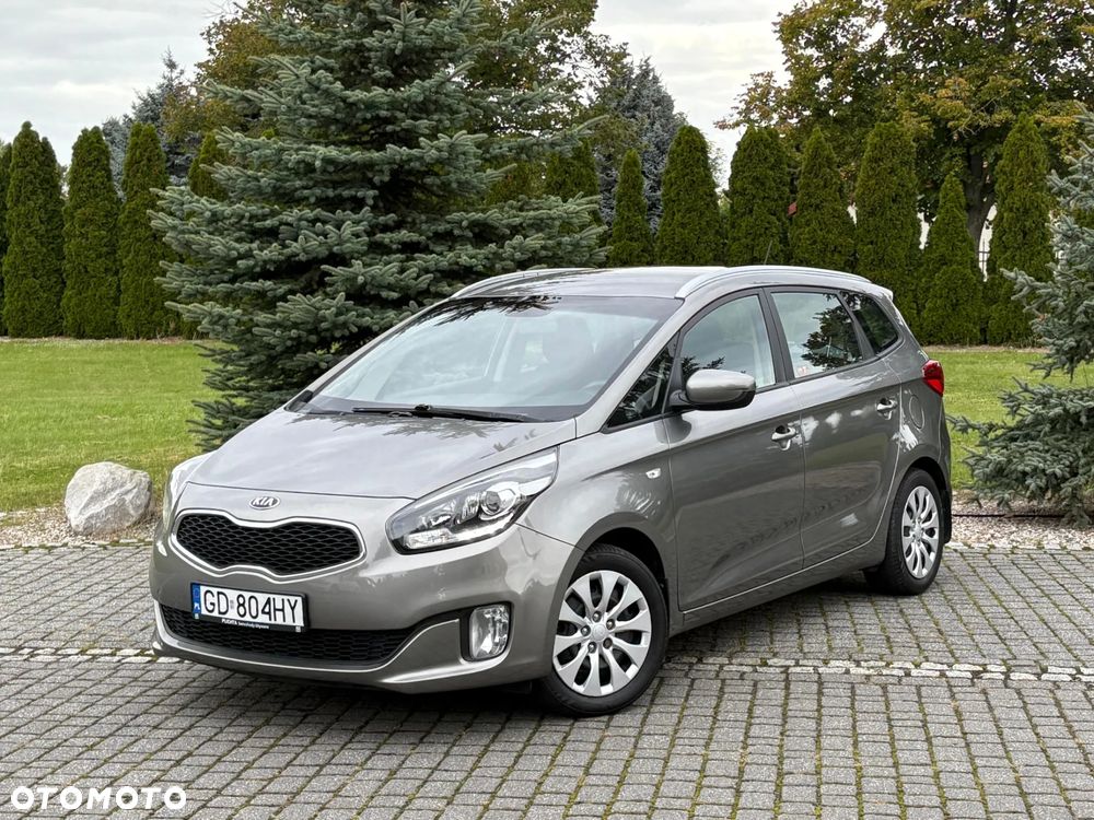 Kia Carens 1.6 GDI L - 17