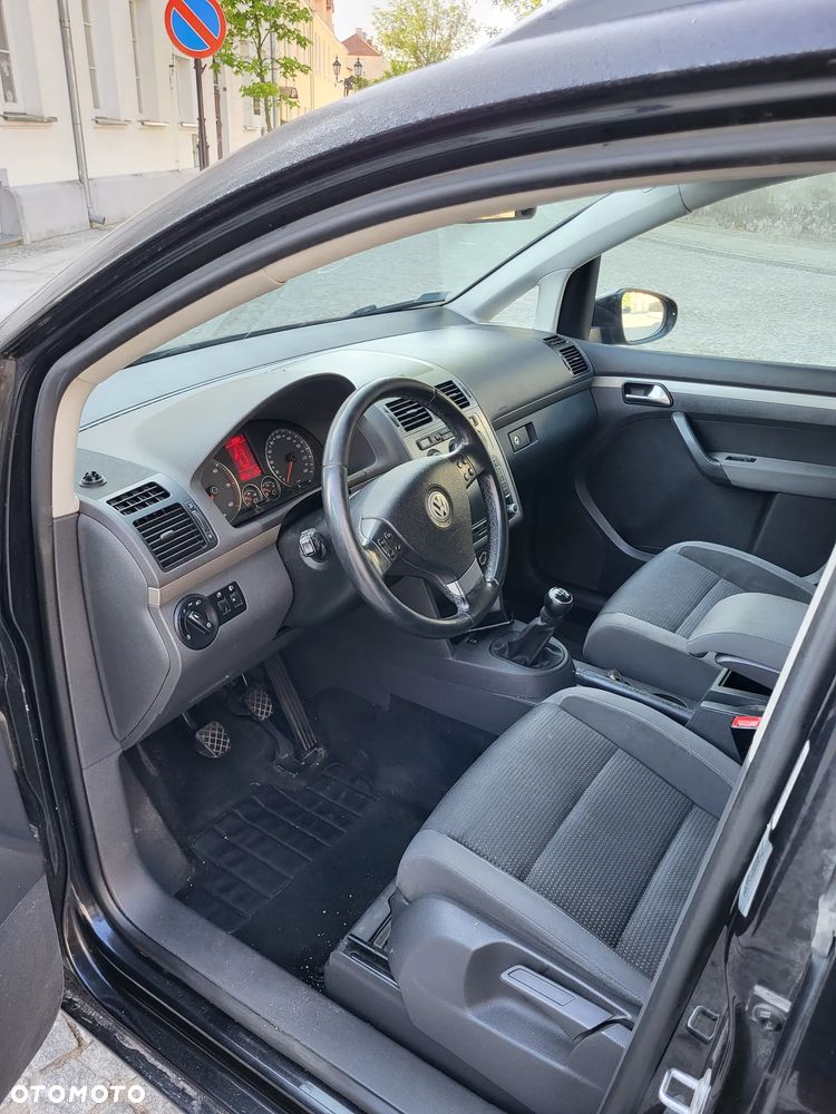 Volkswagen Touran 1.9 TDI Highline - 7