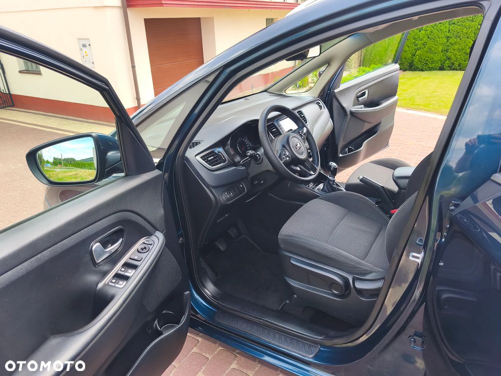 Kia Carens 1.6 GDI Business Line EU6 - 13