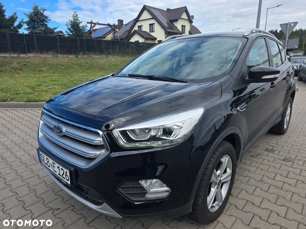 Ford Kuga - 1
