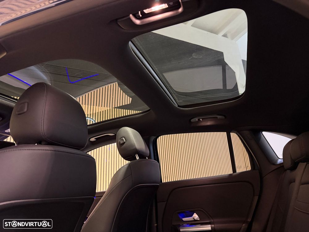 Mercedes-Benz GLA 250 e Progressive - 32