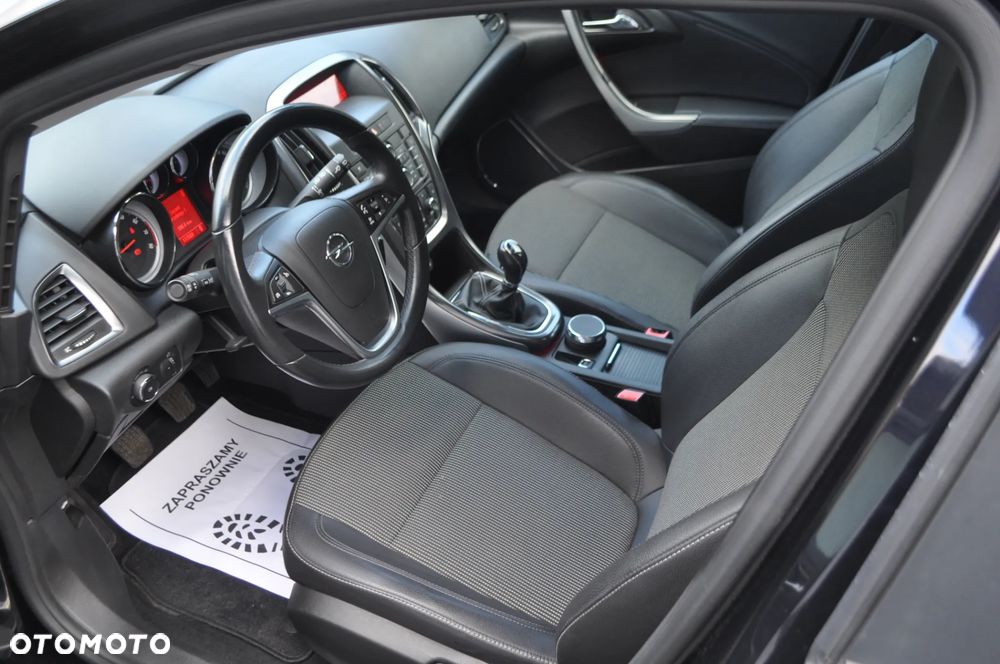 Opel Astra 1.4 T Cosmo - 18