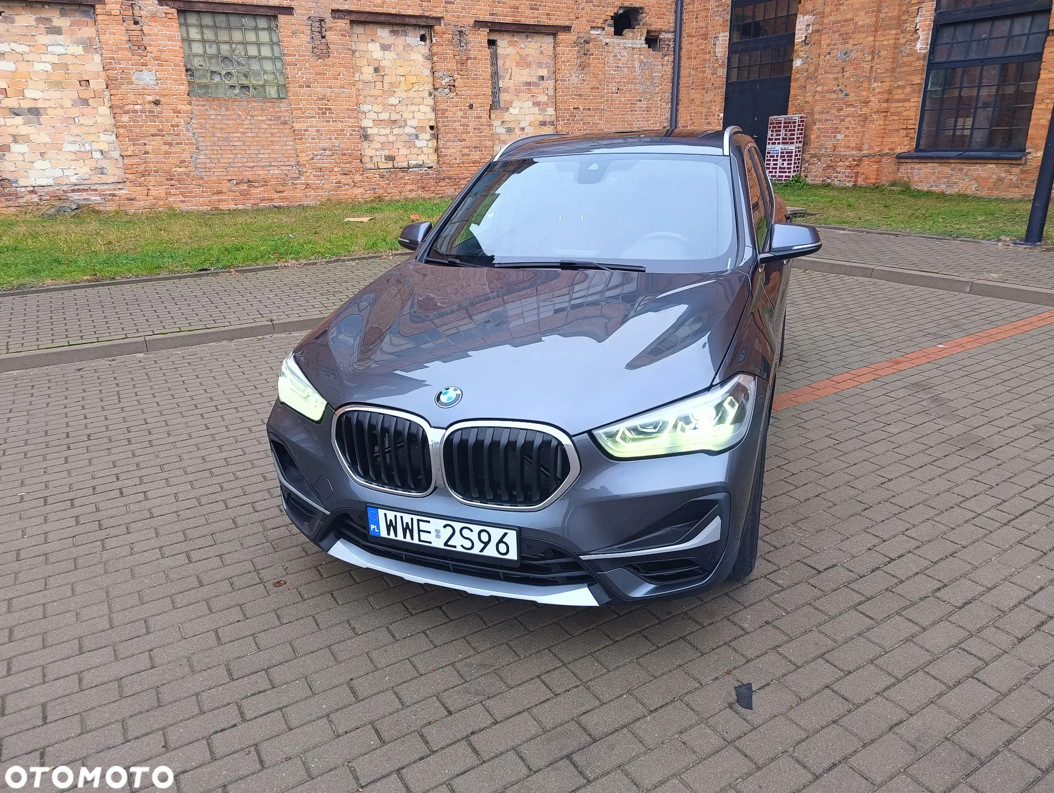BMW X1 xDrive25i Sport Line sport - 12