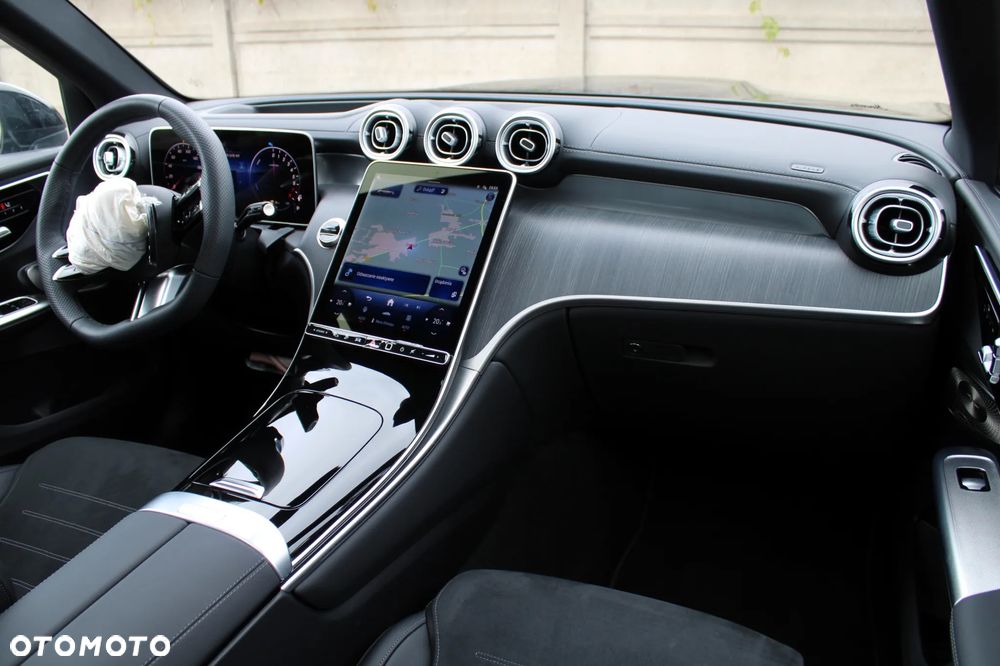 Mercedes-Benz GLC 300 e PHEV 4-Matic AMG Line - 16