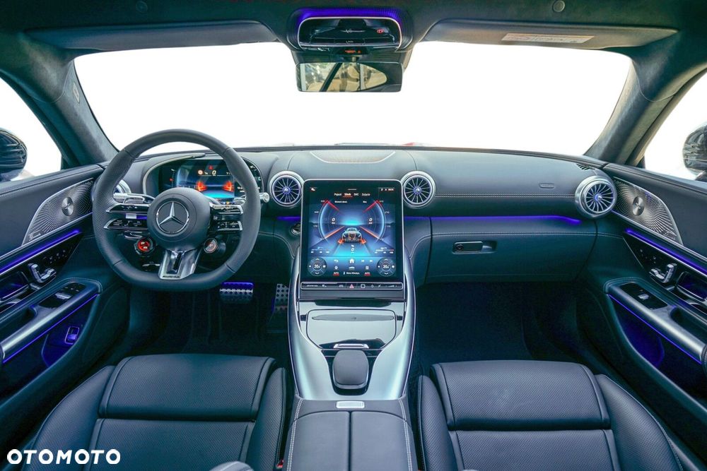 Mercedes-Benz AMG GT - 7