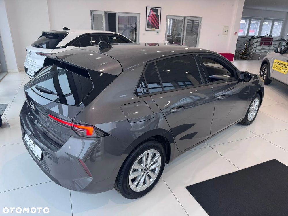 Opel Astra 1.2 T Edition S&S - 10