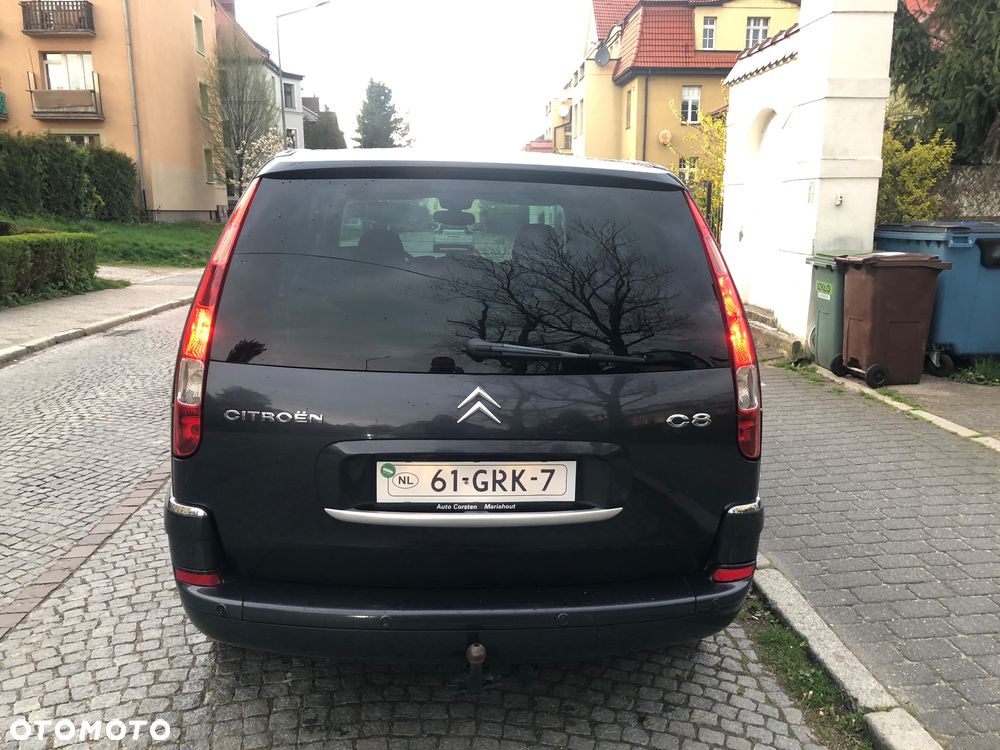 Citroën C8 2.0 16V Style - 5