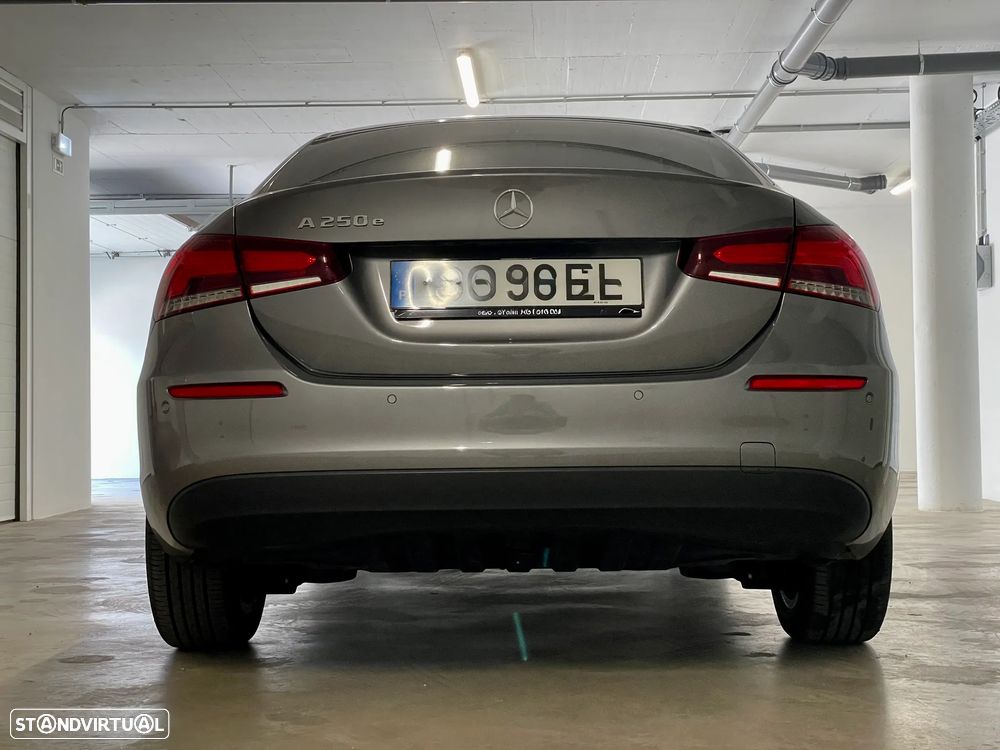 Mercedes-Benz A 250 Limousine e 8G-DCT Progressive - 8