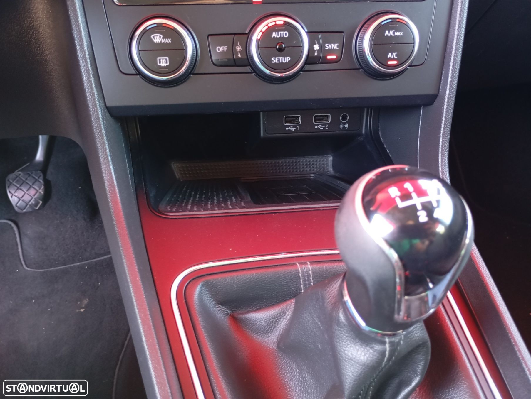 SEAT Leon ST 1.6 TDI FR S/S - 21