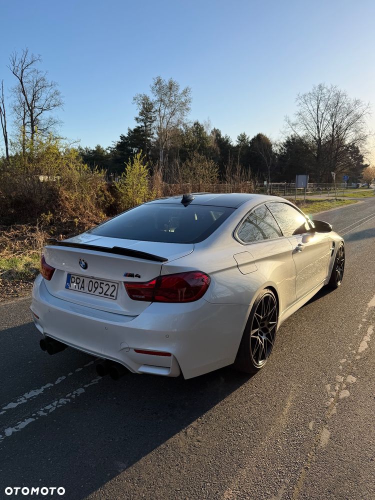 BMW M4 - 3