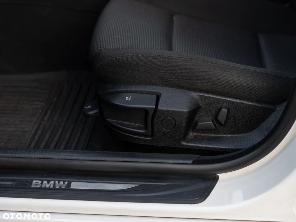 BMW Seria 5 - 25