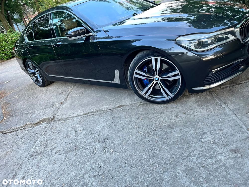 BMW Seria 7 730d xDrive - 3
