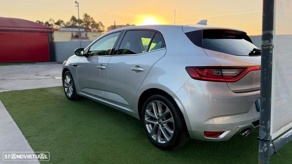 Renault Mégane 1.5 Blue dCi GT Line - 12
