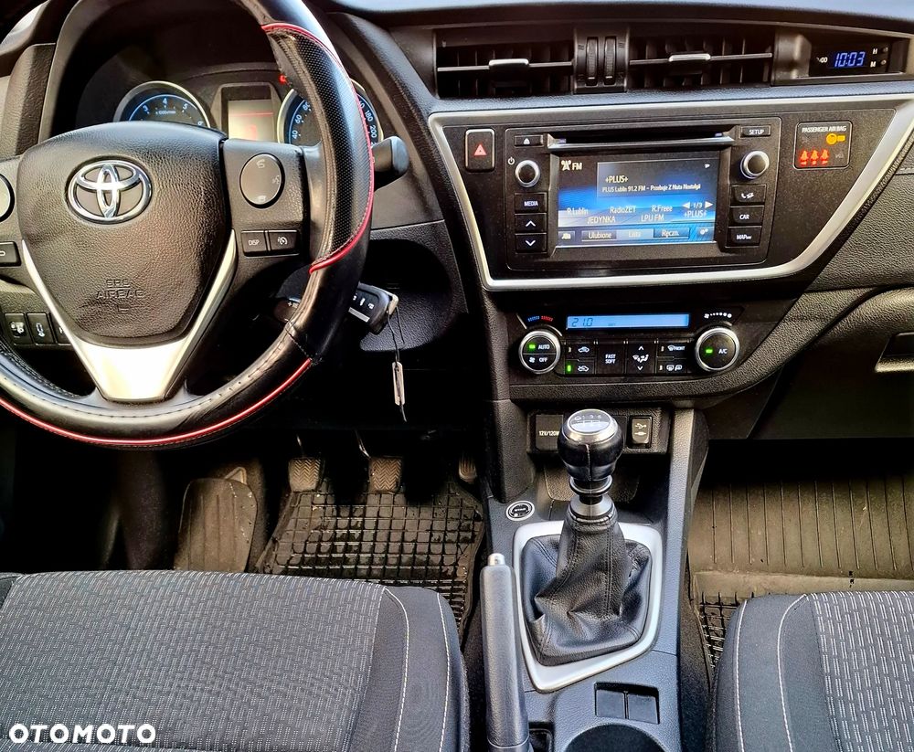 Toyota Auris 1.6 Premium - 7