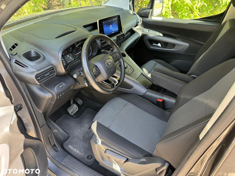 Toyota Proace City Verso Long 1.5 D-4D Family - 5