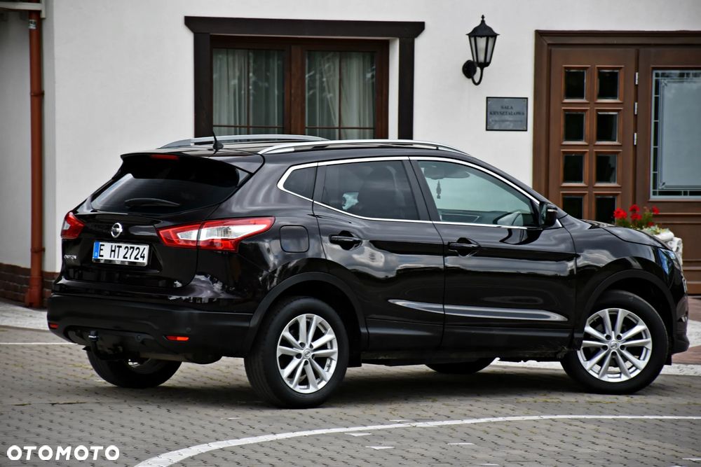 Nissan Qashqai 1.2 DIG-T N-Vision - 24