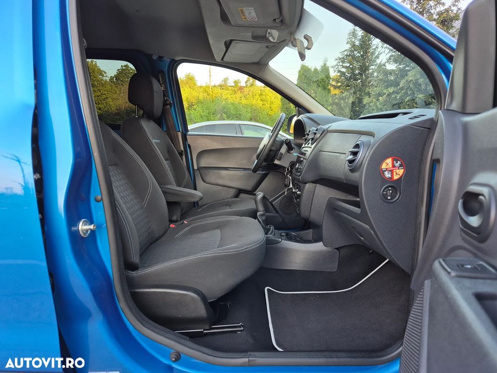 Dacia Dokker dCi 90 Stepway - 28