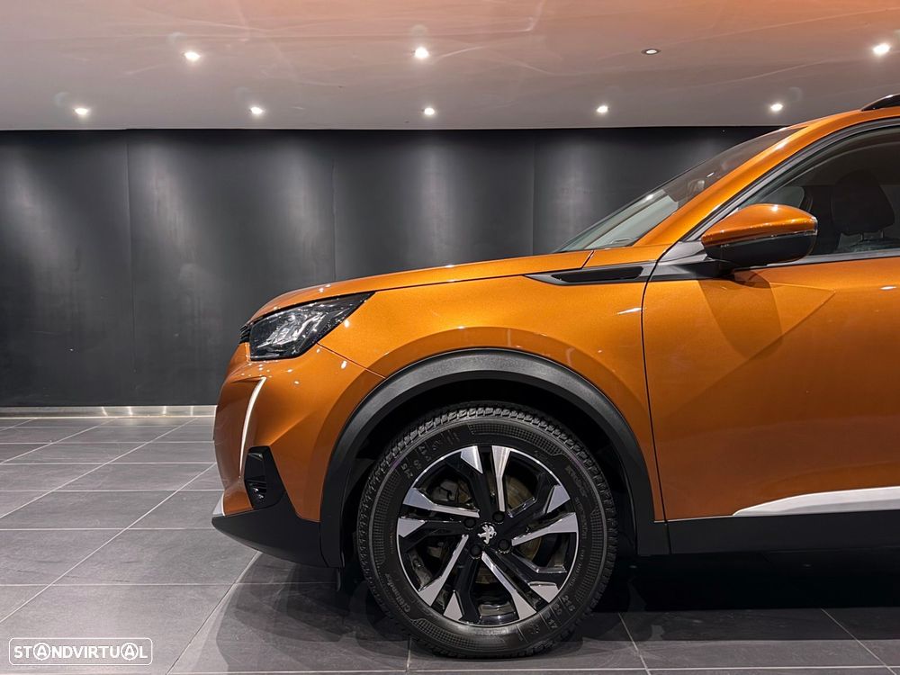 Peugeot 2008 1.5 BlueHDi Allure EAT8 - 3