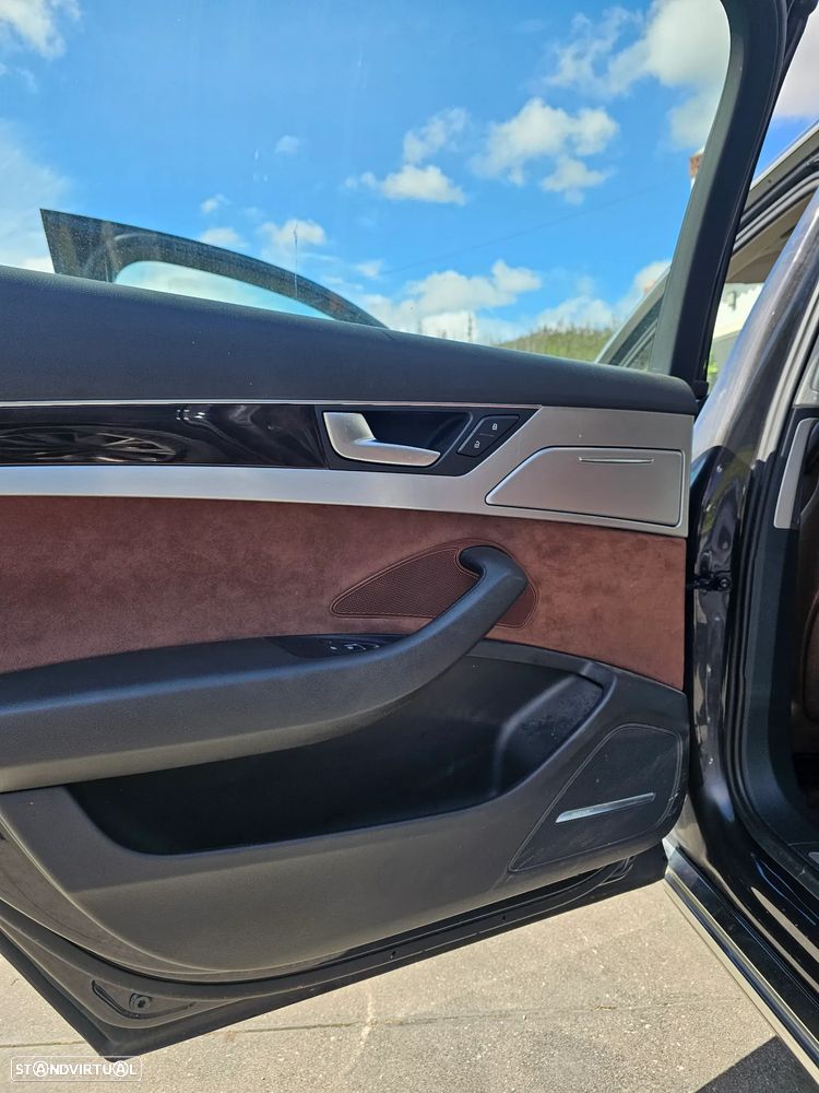 Audi A8 3.0 TDI V6 quattro Longo Clean - 19