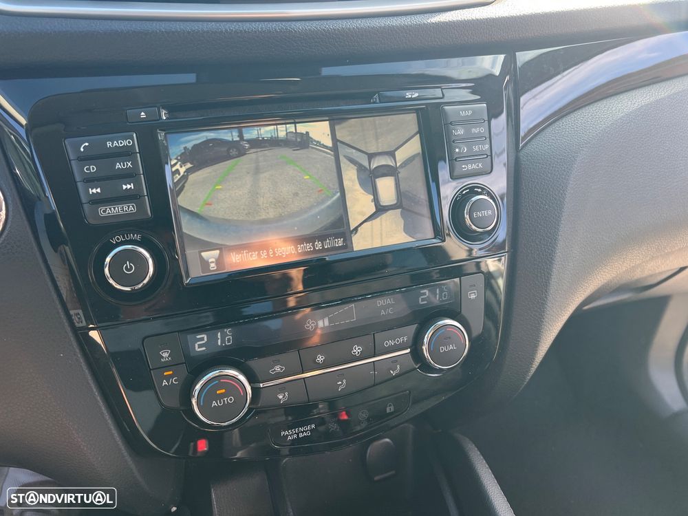 Nissan Qashqai 1.5 dCi Tekna Premium - 11