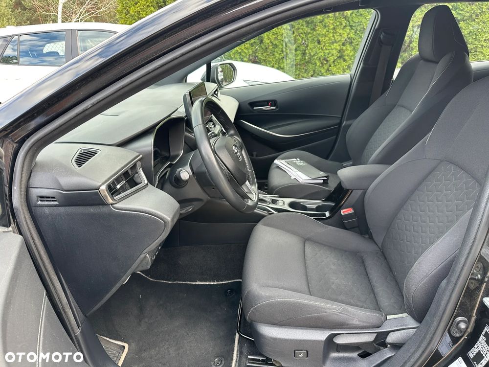 Toyota Corolla 1.8 Hybrid Comfort - 19