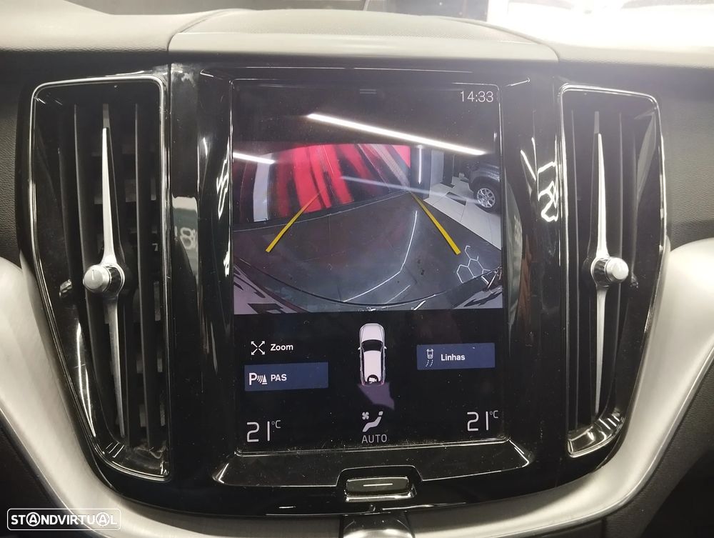 Volvo XC 60 2.0 T6 PHEV Inscription AWD - 28