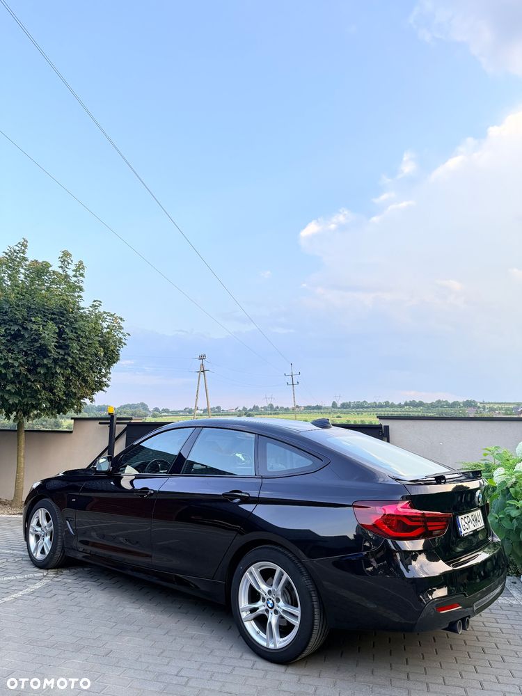 BMW Seria 3 320i xDrive M Sport - 6