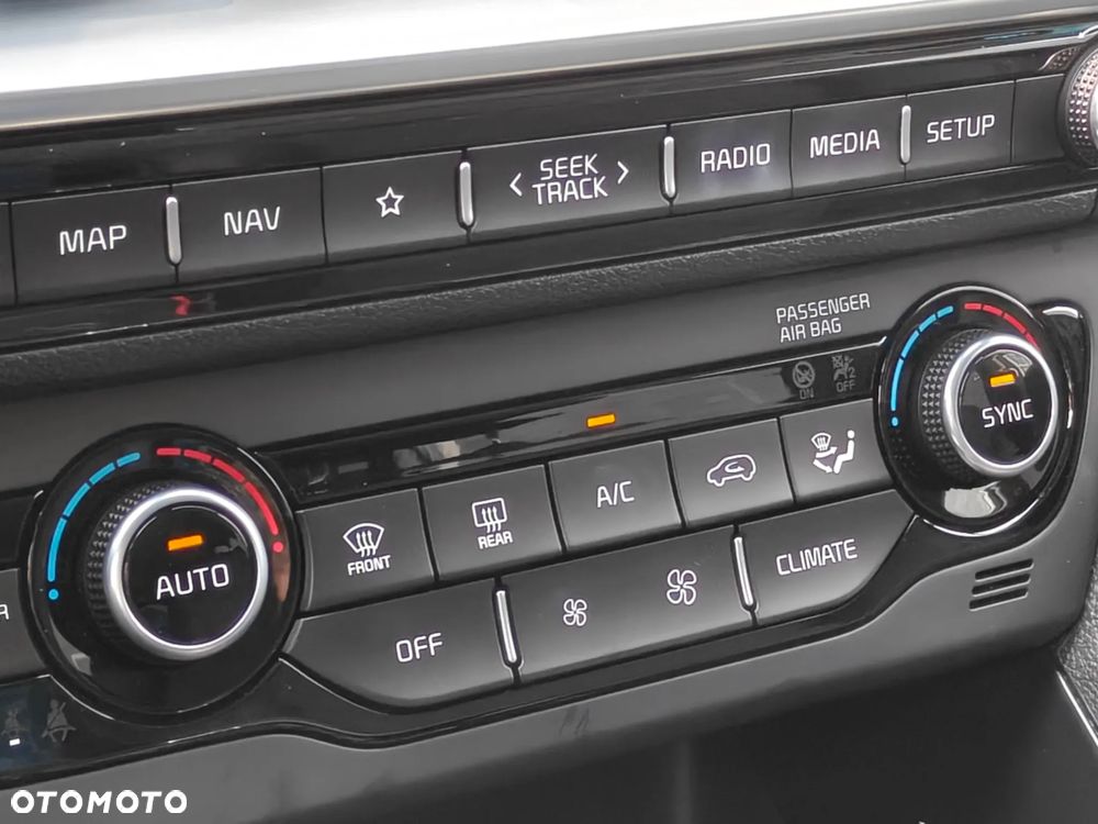 Kia Niro 1.6 GDI Hybrid Business Line - 14