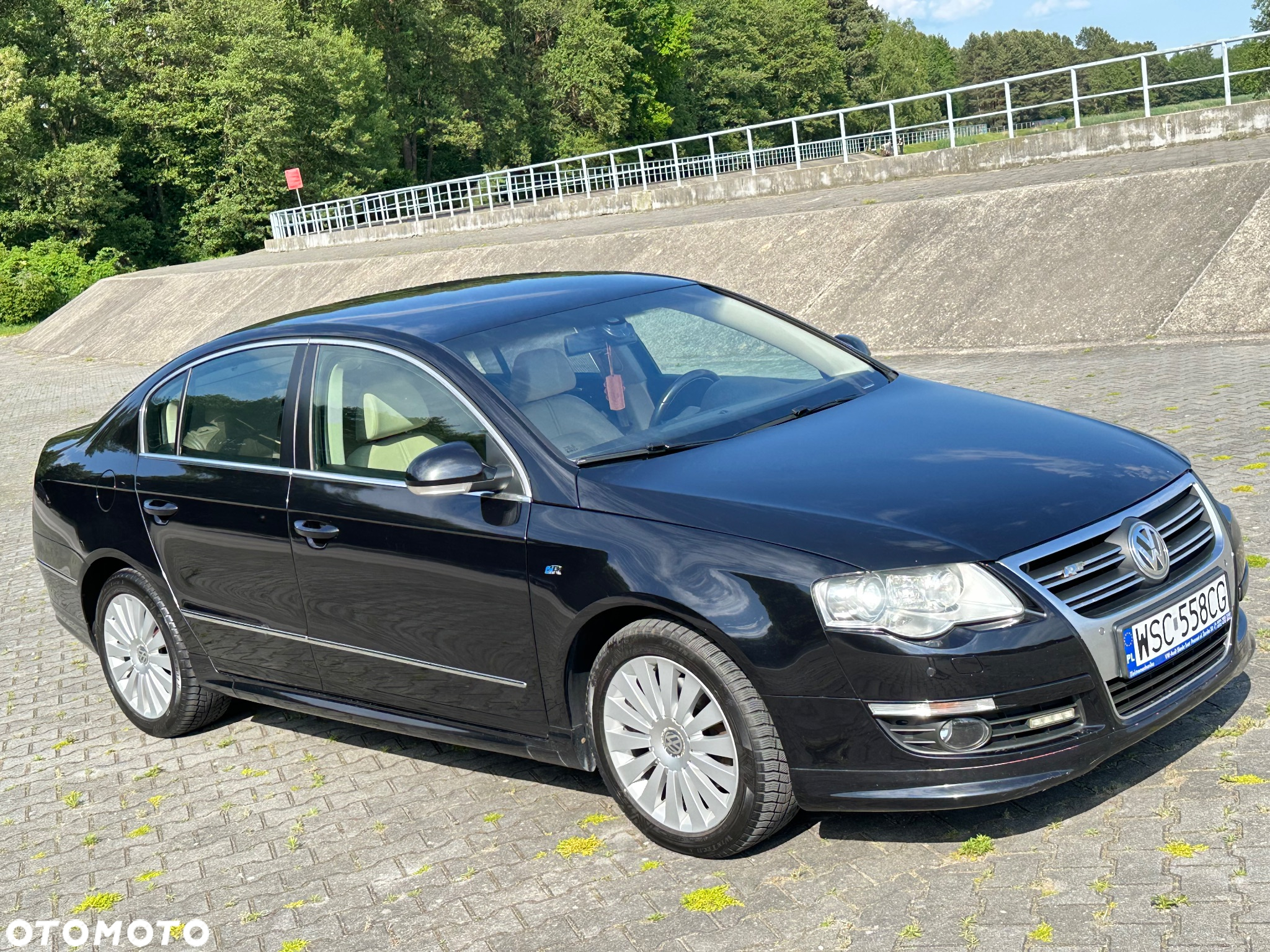 Volkswagen Passat 2.0 TDI DPF Highline DSG - 13