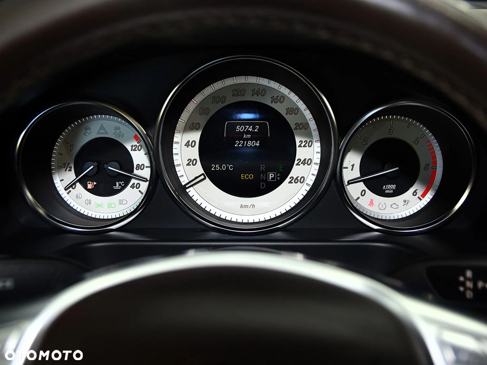 Mercedes-Benz Klasa E 350 BlueTEC 4-Matic Elegance - 19