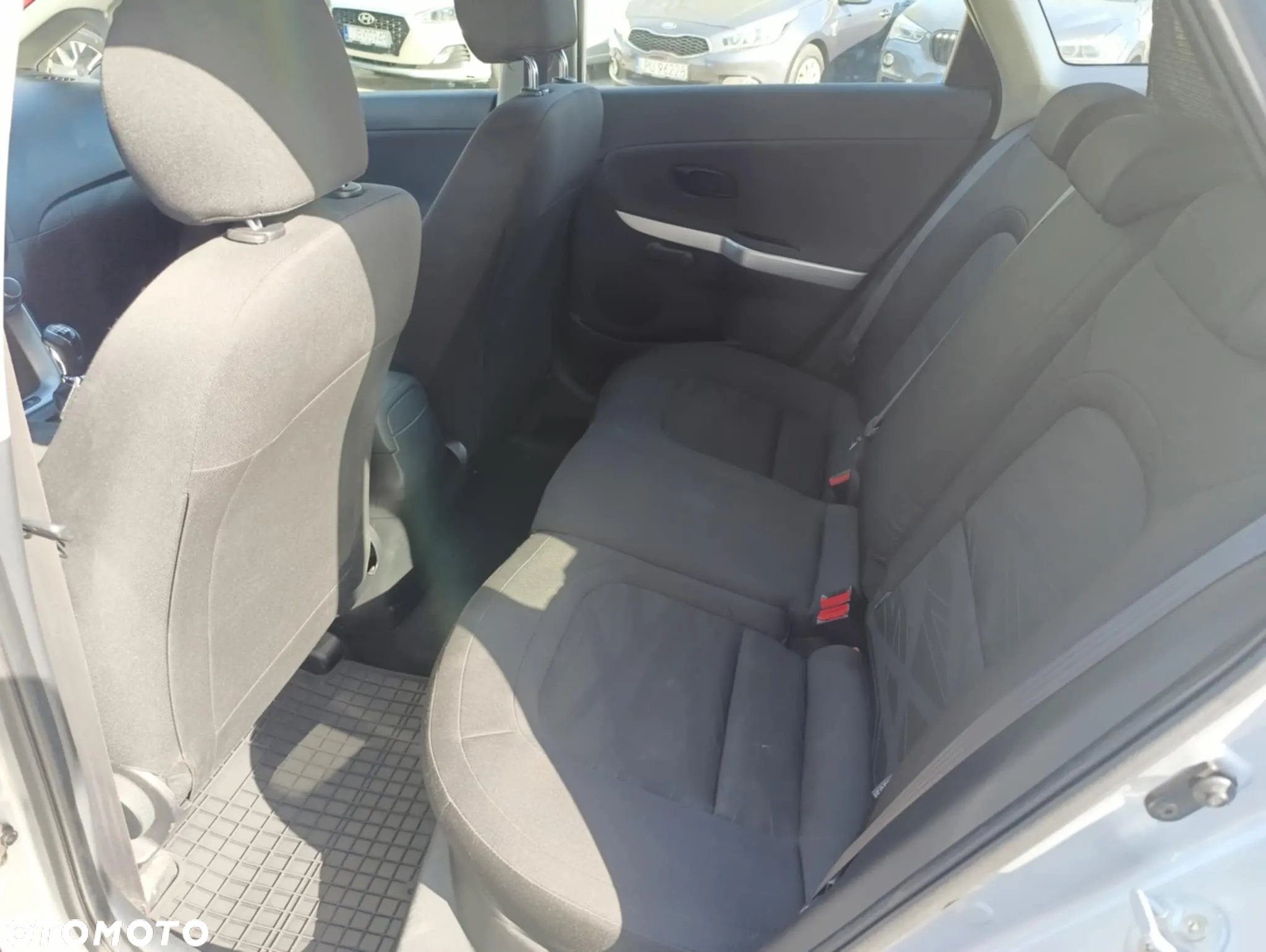 Kia Ceed Cee'd 1.4 CRDi S - 9