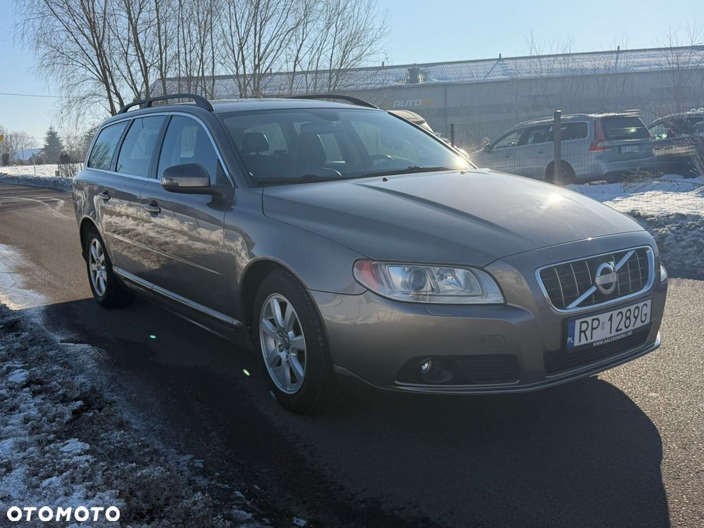 Volvo V70 - 3