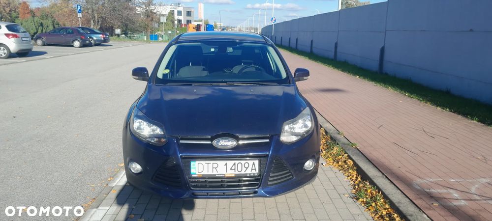 Ford Focus Turnier 1.6 TDCi DPF Start-Stopp-System Titanium - 2