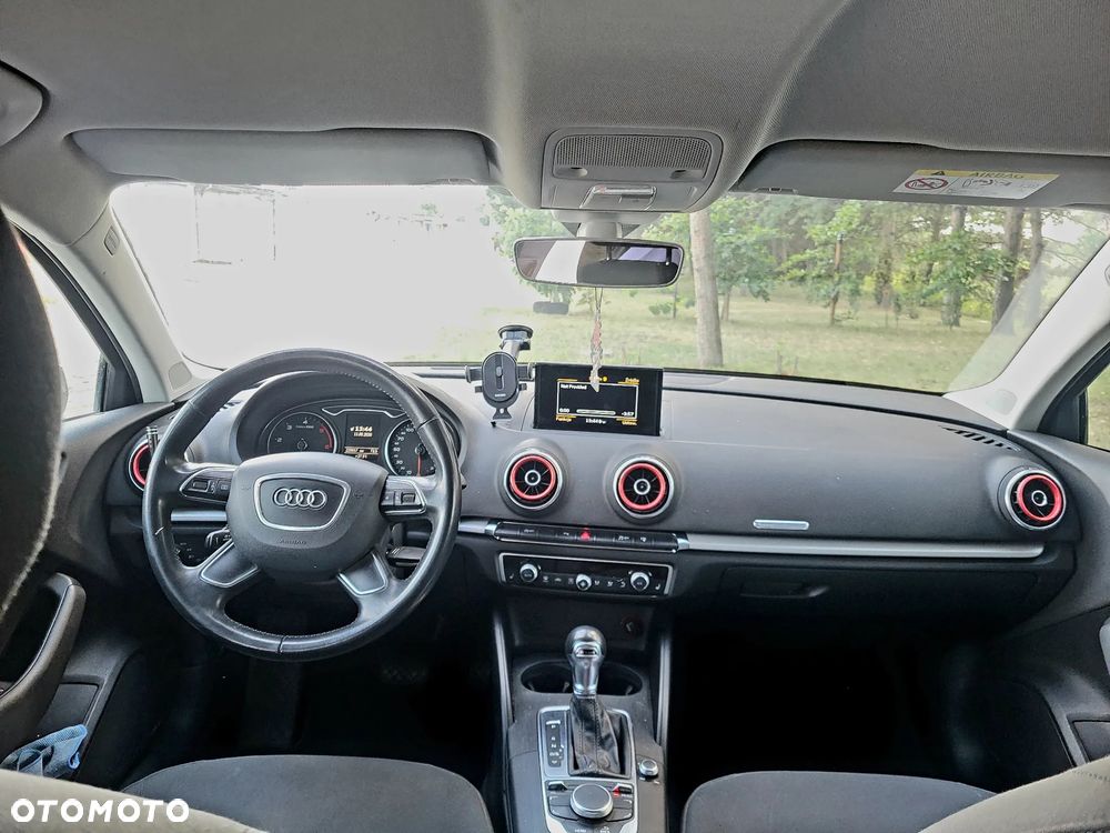 Audi A3 Limousine 1.6 TDI (clean diesel) S tronic Attraction - 10