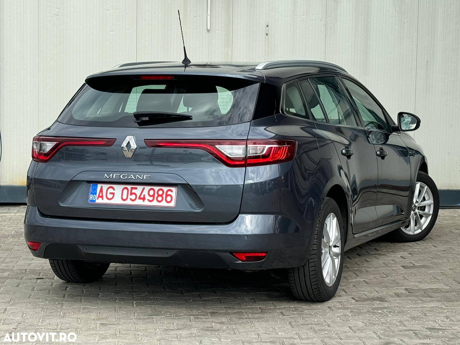 Renault Megane BLUE dCi 115 EDC LIMITED - 3