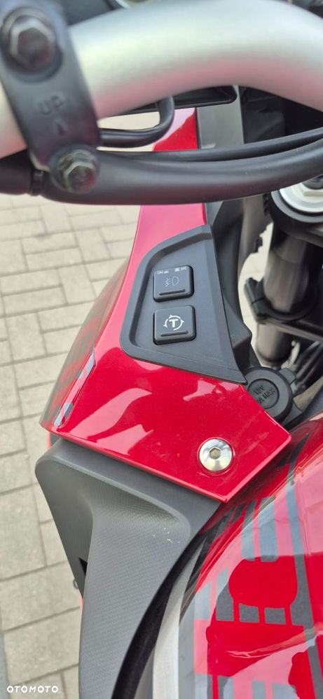 Honda VFR - 10