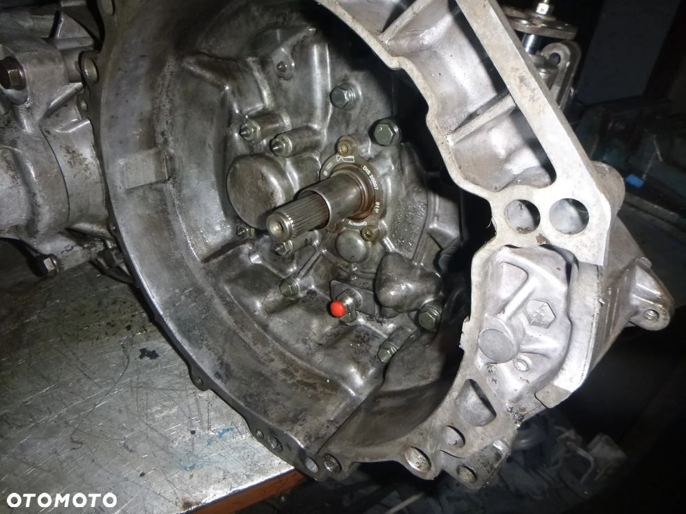 SKRZYNIA BIEGÓW VW T4 1.9D TD 2.4D AYF PO REGENERACJI - 3
