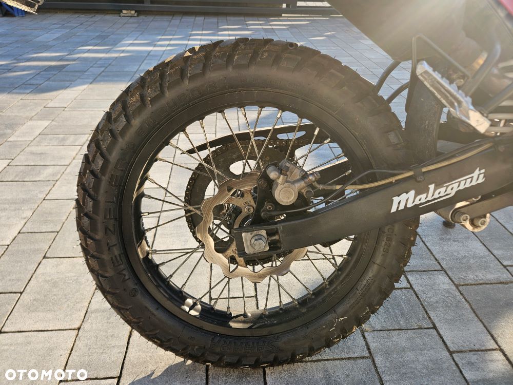 Malaguti XTM 125 - 6
