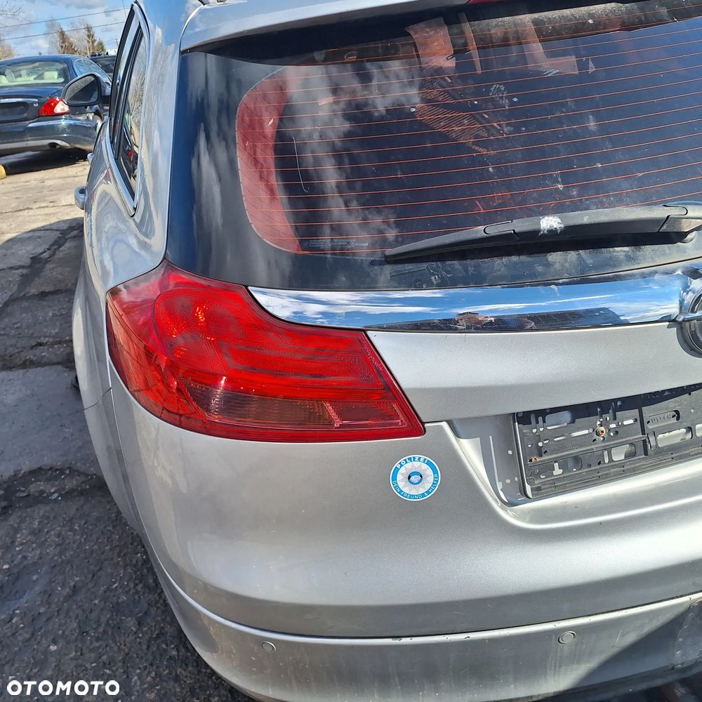 KLAPA BAGAZNIKA INSIGNIA A Z176 - 3